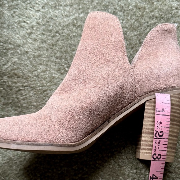 Dolce Vida DV8 Tan Booties Sz 6 - Picture 7 of 8